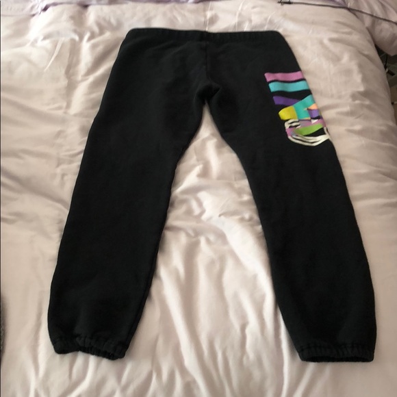 ✨3 for $25✨ TNA Sweatpants - Picture 3 of 4